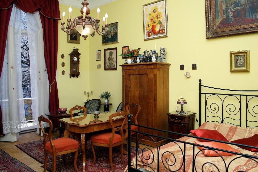 Budapest Tourist Apartments - Jozsef Korut Room photo