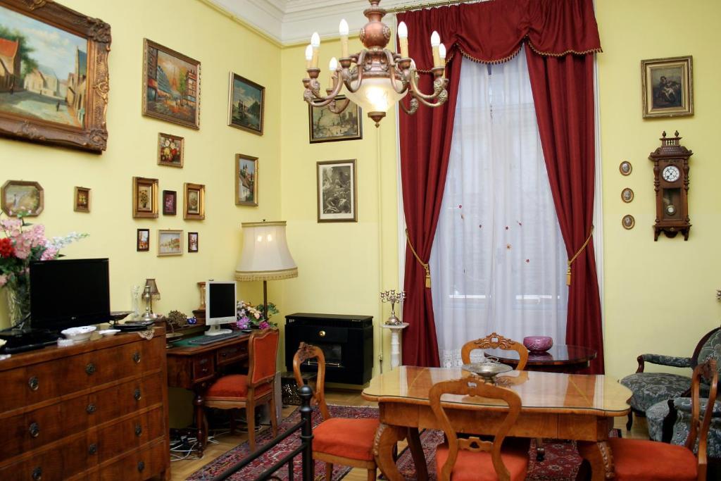 Budapest Tourist Apartments - Jozsef Korut Room photo